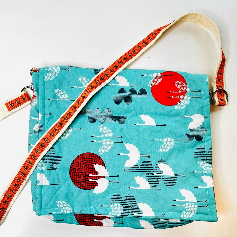 Crane crossbody bag